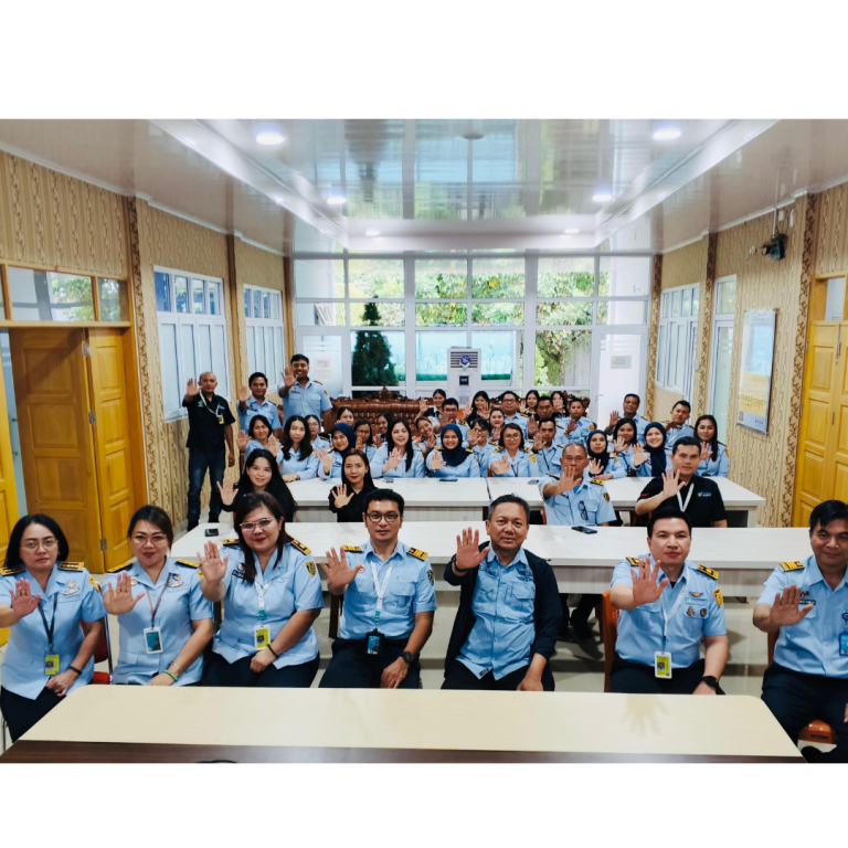 Ajakan Tolak Gratifikasi Bersama Kepala Balai dan Seluruh Pegawai BKK Kelas 1 Manado